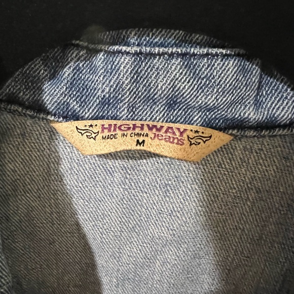 Upcycled Embroidered Denim Jacket with Angel Wings - Picture 5 of 8